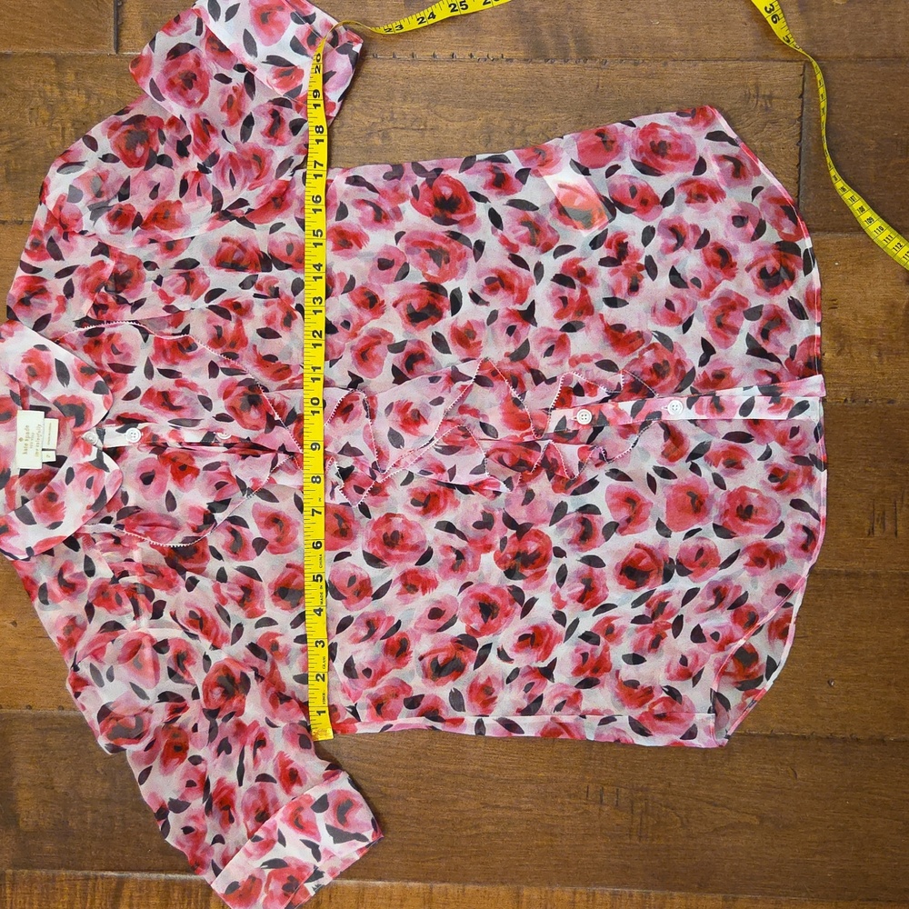 Kate Spade Roses Ruffle Silk Top In Size 2. - Picture 13 of 16
